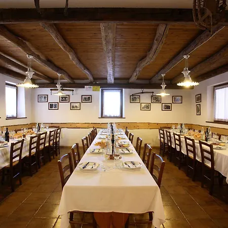 ファームステイ Cornolade Ponte nellʼAlpi